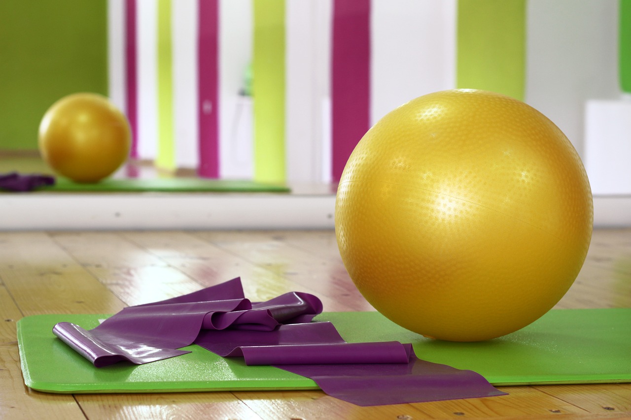 Pilates work out ball and mat. Is Pilates Good for Weight Loss